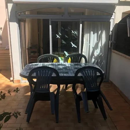 דירה Avec Un Grand Jardin Prive Cap D'agde Pinede אגדה